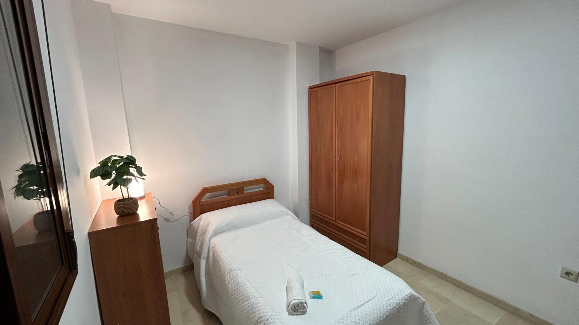 Piso Compartido Delyrent En San Ildefonso Apartment Jaen Exterior photo